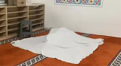Cami'de Evsiz Kişi Ölü Bulundu