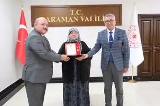 Hayırsever Vatandaşa Altın Madalya