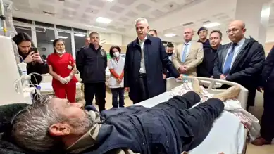 Vali Çiçekli, Yılbaşında Görev Başındaki Ekipleri Ziyaret Etti