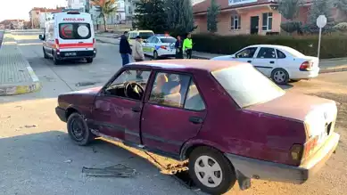 Karaman'da Motosiklet-Otomobil Kazası: 2 Yaralı
