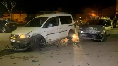 Karaman'da 3 Yaralı Trafik Kazası