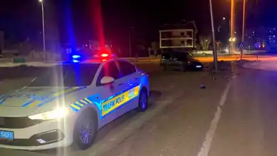 Karaman Yenişehir'de Trafik Kazası: Sürücü Yaralanmadı