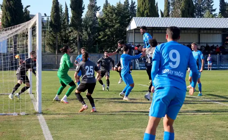 Karacabey-Karaman Maçı 1-1 Berabere Bitti