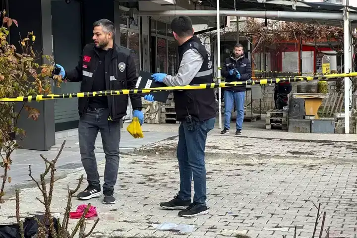 Karaman'da Silahlı Saldırı: Genç Adam Hayatını Kaybetti