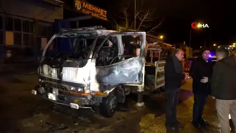 Karaman'da Kurtarıcı Kamyonet Kundaklandı, 3 Gözaltı