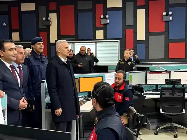 Vali Çiçekli, Yılbaşında Kurumları Ziyaret Etti